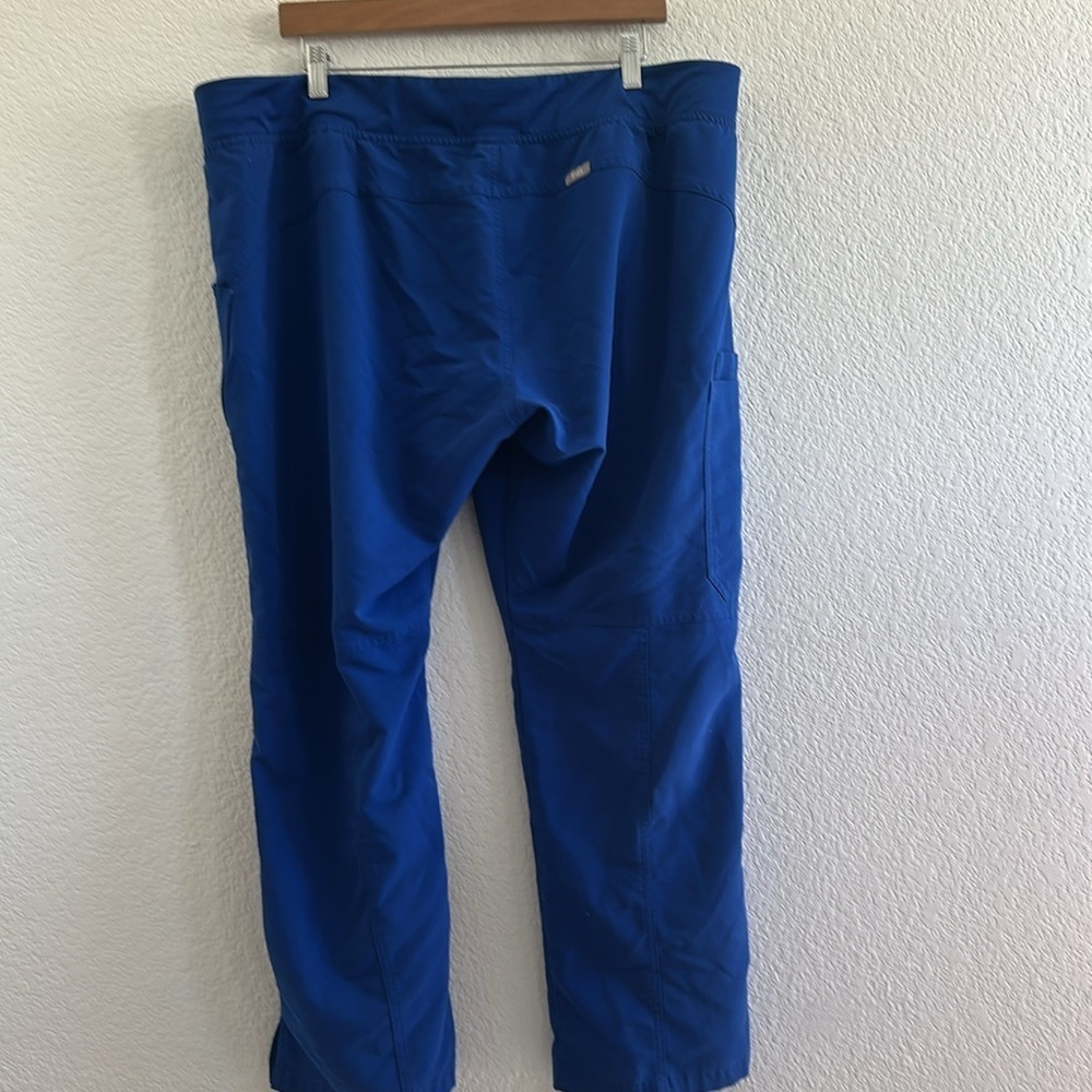 Figs Kade Cargo Scrub Pants - Winning Blue - Picture 6 of 7